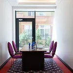 Amsterdam Plaza & 5*