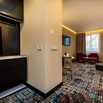 Готель Amsterdam Plaza & Паланга