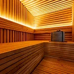 Готель Amsterdam Plaza & 5*