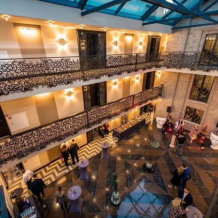 Amsterdam Plaza & 5* Palanga