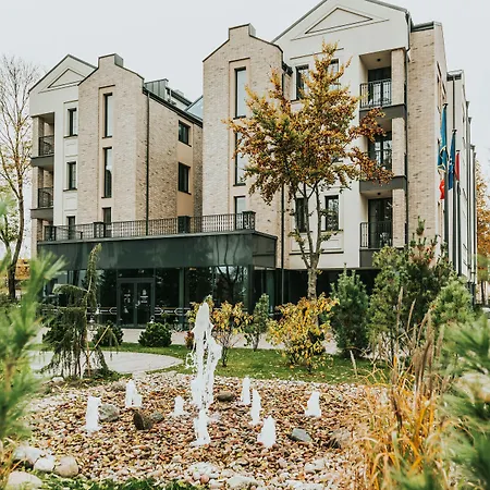 Amsterdam Plaza & Palanga