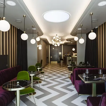 Hotel Amsterdam Plaza &