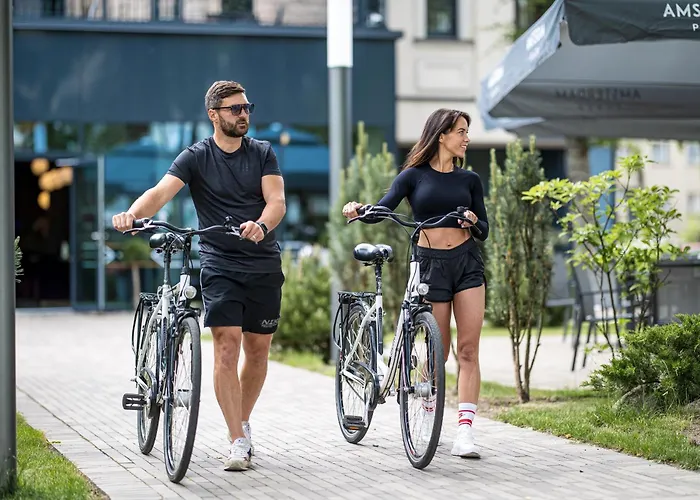 Amsterdam Plaza & 5*