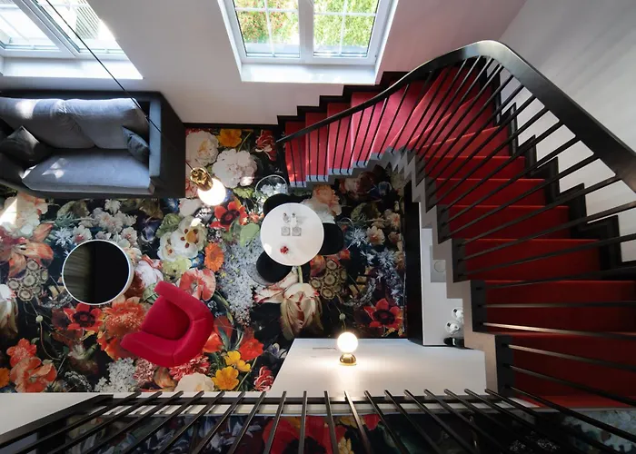 Amsterdam Plaza & Palanga