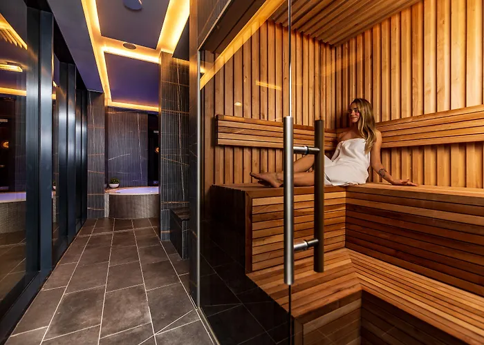 Hotel Amsterdam Plaza & Palanga