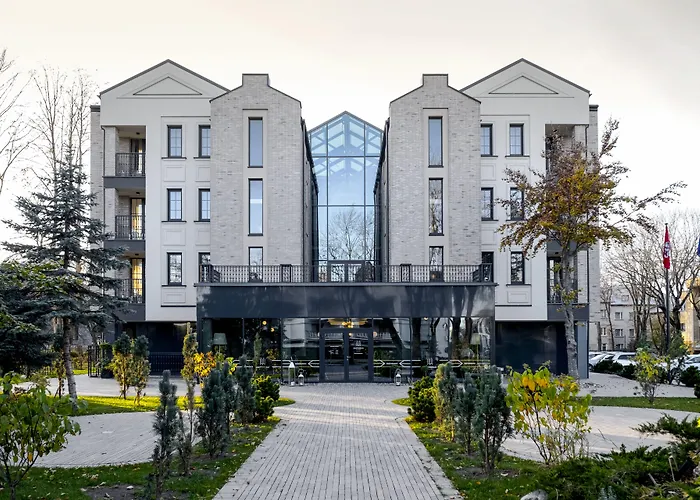 Amsterdam Plaza & Palanga