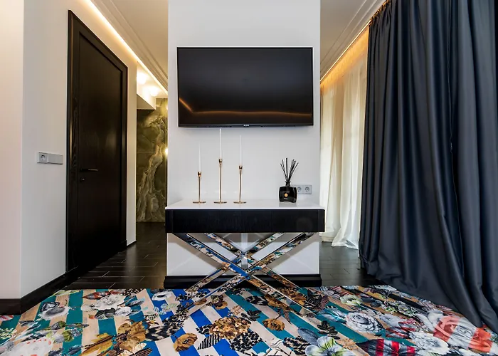 Amsterdam Plaza & Palanga